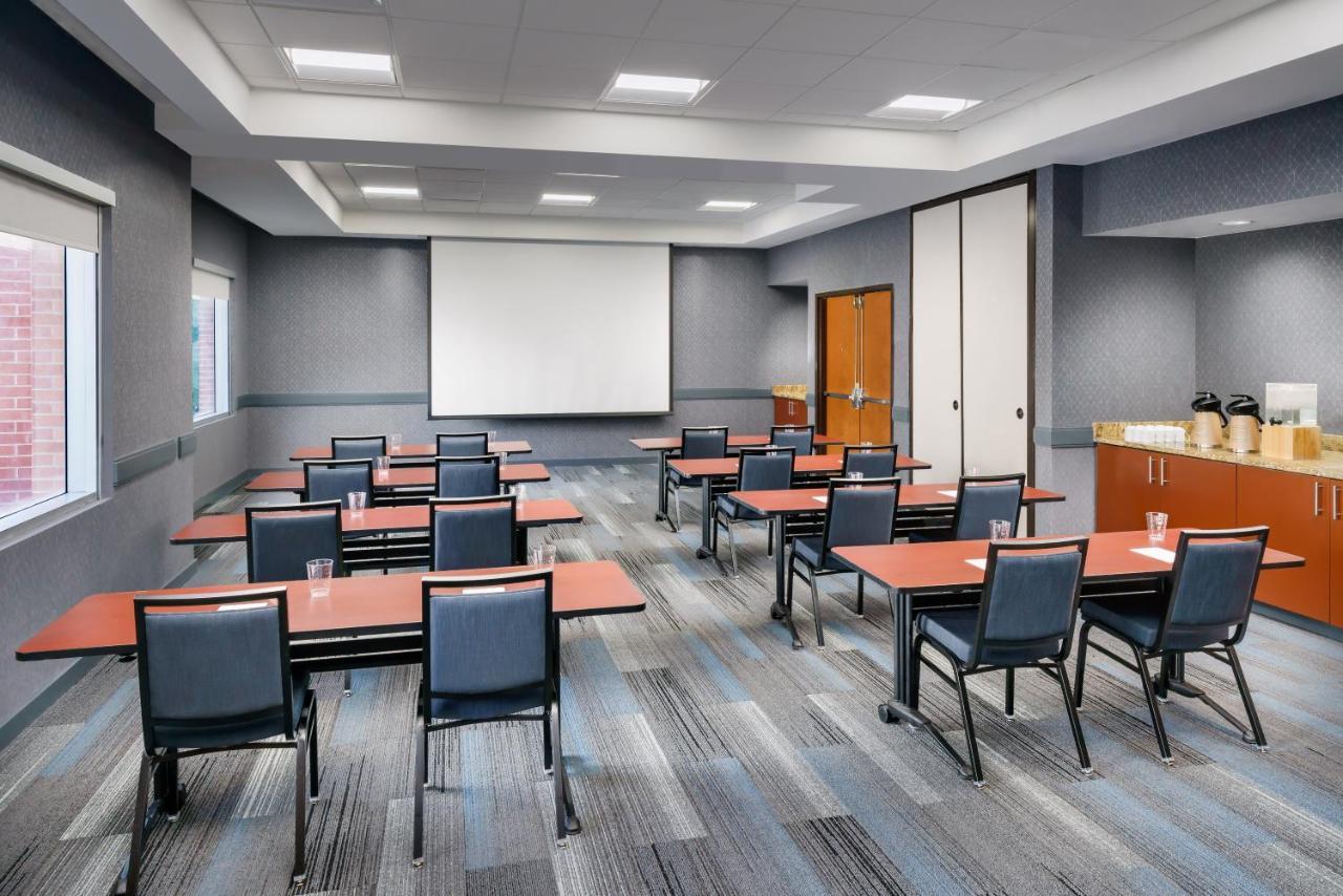 Hyatt House Fort Lauderdale Airport/Cruise Port Дейния Бийч Екстериор снимка