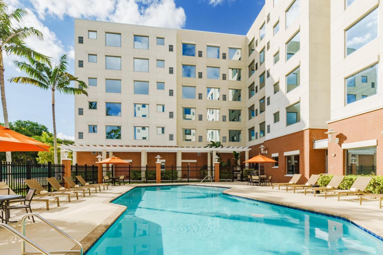 Hyatt House Fort Lauderdale Airport/Cruise Port Дейния Бийч Екстериор снимка