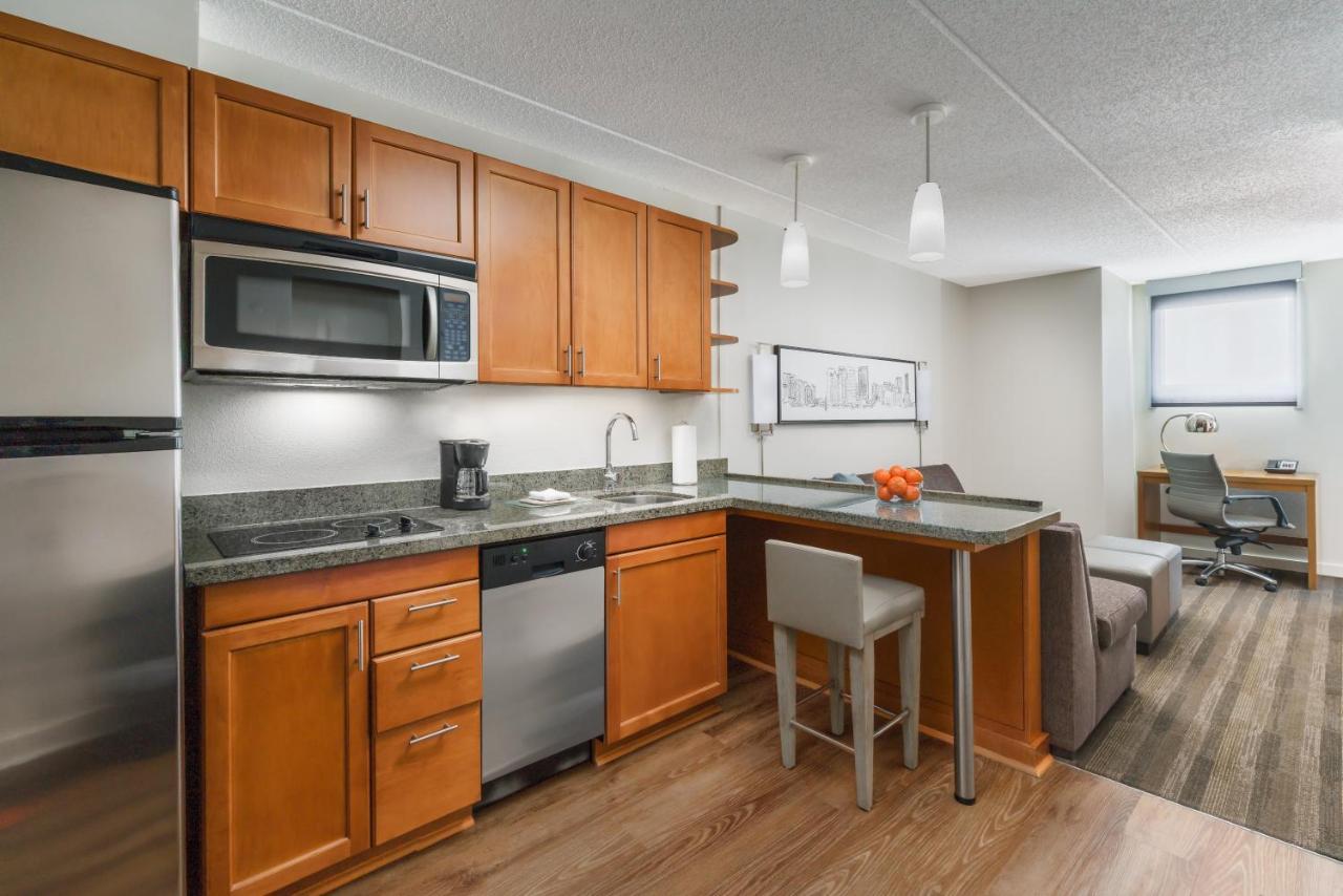 Hyatt House Fort Lauderdale Airport/Cruise Port Дейния Бийч Екстериор снимка