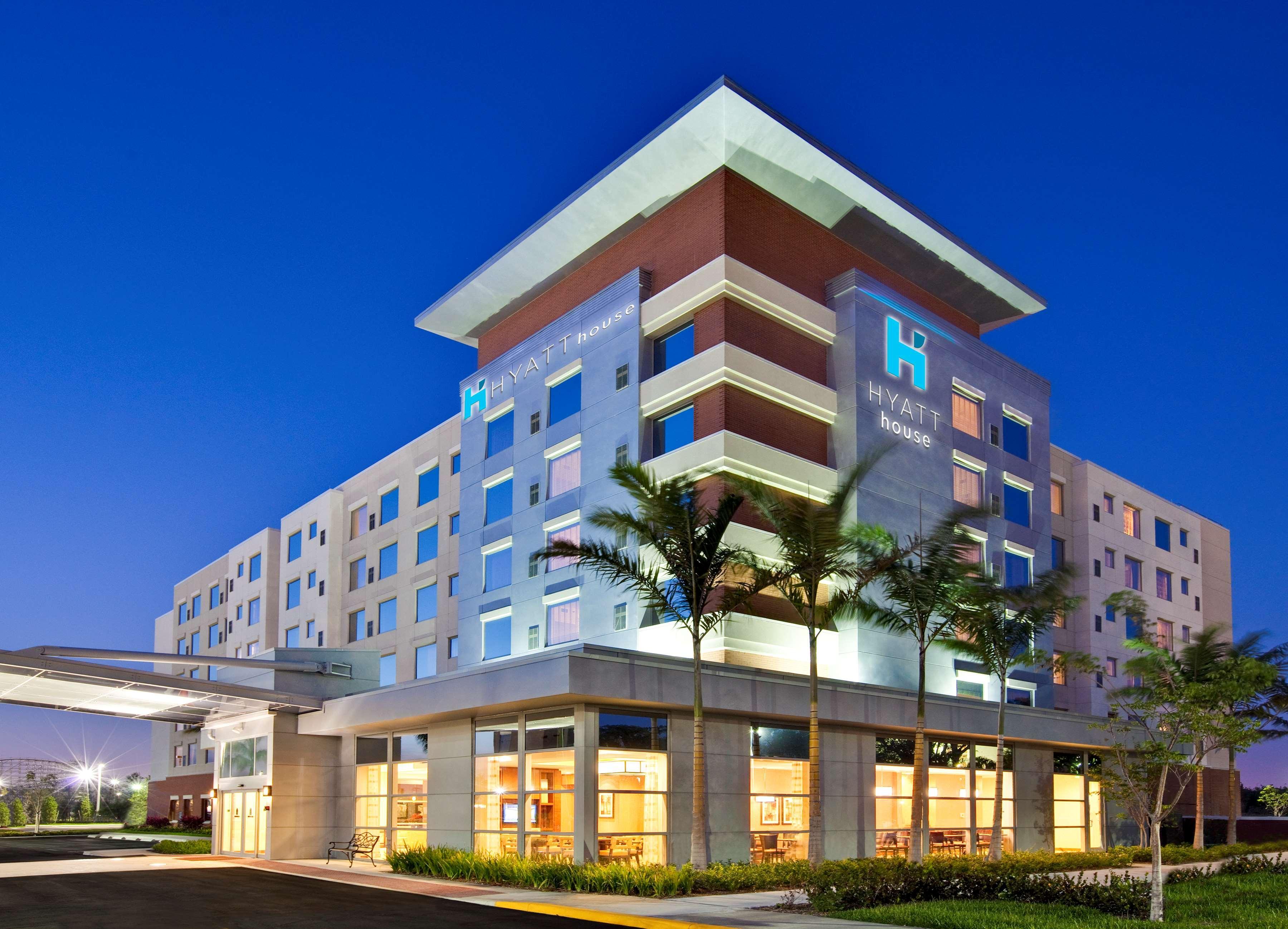 Hyatt House Fort Lauderdale Airport/Cruise Port Дейния Бийч Екстериор снимка