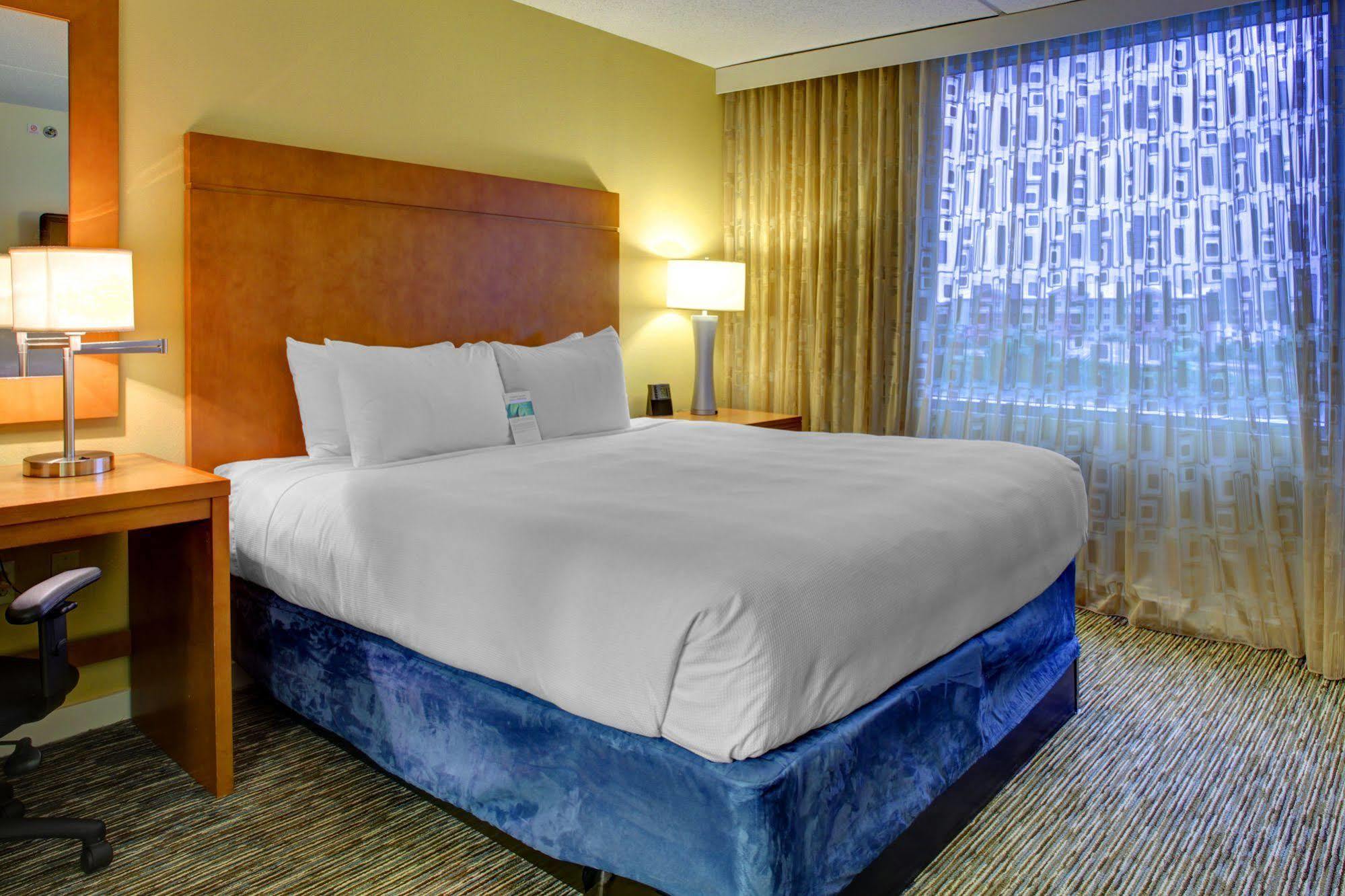 Hyatt House Fort Lauderdale Airport/Cruise Port Дейния Бийч Екстериор снимка